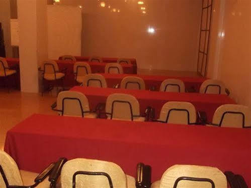קונאקרי Mariador Palace מראה חיצוני תמונה